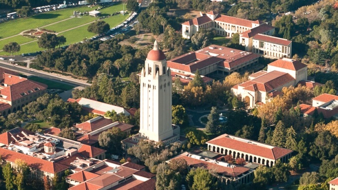 スタンフォード大学　Hoover Tower