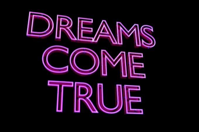 アメリカ エッセイ書き方 dream comes true